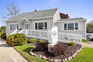 1463 Main St, Green Bay, WI 54302 - Photo 1