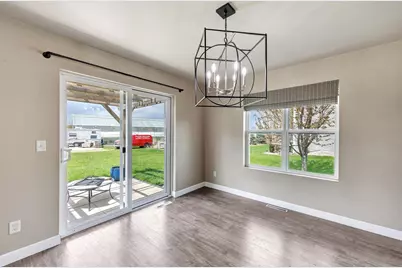 3980 N Parker Way, De Pere, WI 54115 - Photo 5