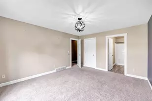 3980 N Parker Way, De Pere, WI 54115 - Photo 11