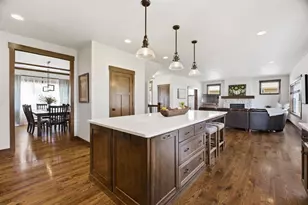 W5866 Sweet William Dr, Appleton, WI 54915 - Photo 13