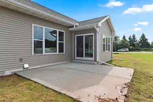 305 Battery Ave, De Pere, WI 54115 - Photo 43