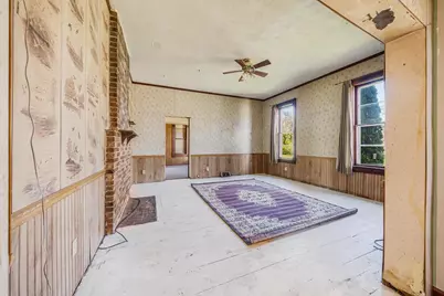 318 W Nye Street, Hortonville, WI 54944 - Photo 7