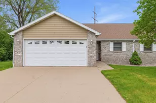 1678a Drum Corps Dr, Menasha, WI 54952 - Photo 27