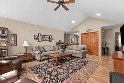W7245 Sunfield Drive, Greenville, WI 54942 - Photo 9
