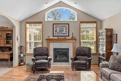 W7245 Sunfield Drive, Greenville, WI 54942 - Photo 7