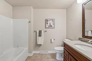1359 Moonlight Ln, Fond du Lac, WI 54937 - Photo 11