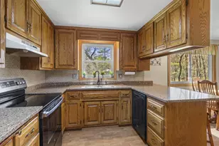 6710 Gregory Ln, Little Suamico, WI 54171 - Photo 17