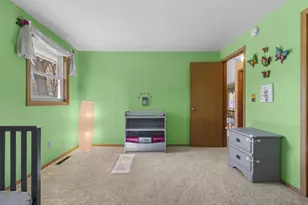 6710 Gregory Ln, Little Suamico, WI 54171 - Photo 37