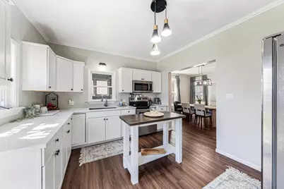 706 Metoxen Avenue, Kaukauna, WI 54130 - Photo 13