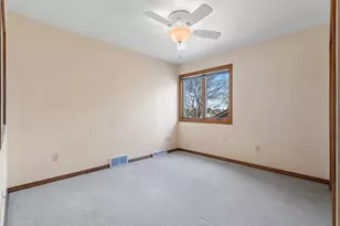 800 E River Dr, De Pere, WI 54115 - Photo 31