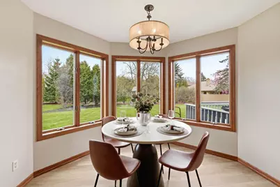 1138 E Capitol Drive, Appleton, WI 54911 - Photo 9