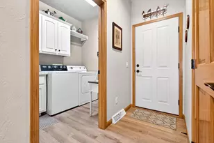 2508 Waterford Ct, Neenah, WI 54956 - Photo 19