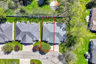 2508 Waterford Ct, Neenah, WI 54956 - Photo 37