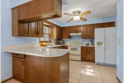 32 Thistle Down Court, Appleton, WI 54915 - Photo 15
