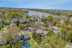 413 S Good Hope Rd, De Pere, WI 54115 - Photo 51
