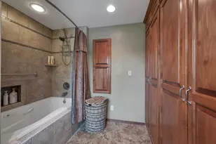 413 S Good Hope Rd, De Pere, WI 54115 - Photo 37