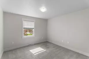 228 S Jackson St, Green Bay, WI 54301 - Photo 25