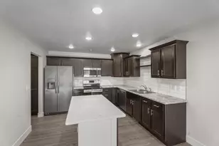 228 S Jackson St, Green Bay, WI 54301 - Photo 13