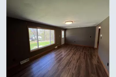 E1395 Birch Haven Circle, Waupaca, WI 54981 - Photo 11