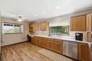 7684 N 107th St, Milwaukee, WI 53224 - Photo 7