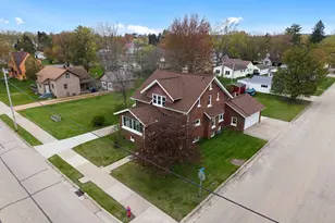 518 Sherman St, Marion, WI 54950 - Photo 5