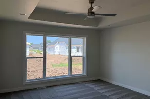 1376 Kenzie Ct, De Pere, WI 54115 - Photo 9