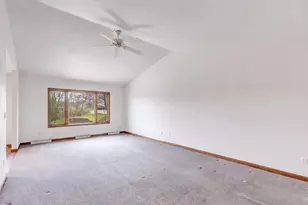 1072 Traboh Ct, De Pere, WI 54115 - Photo 7
