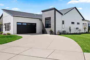 366 Aldon Cir, Green Bay, WI 54304 - Photo 65