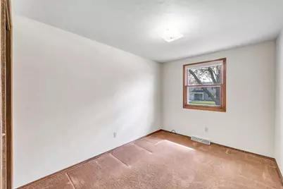 1404 Cormier Road, Green Bay, WI 54311 - Photo 17