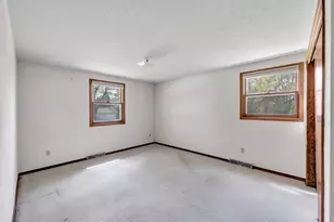 1404 Cormier Rd, Green Bay, WI 54313 - Photo 15