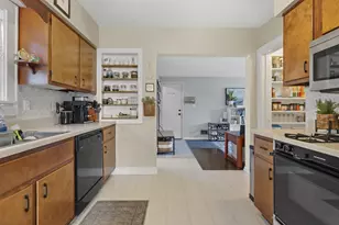 903 Allouez Pl, Green Bay, WI 54301 - Photo 27