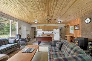 W13670 Brooks Ln, Crivitz, WI 54114 - Photo 9