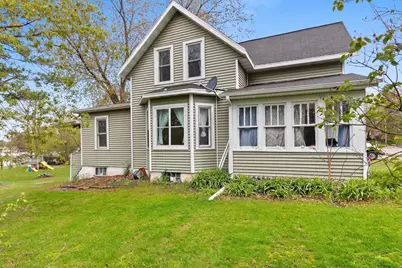 63 12th Street, Clintonville, WI 54929 - Photo 1