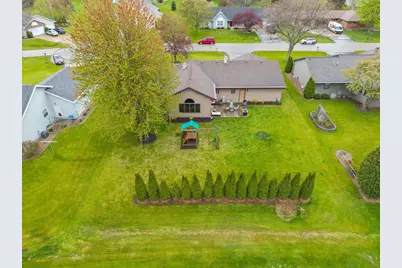 W2572 Colonial Court, Appleton, WI 54915 - Photo 37