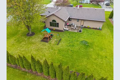 W2572 Colonial Court, Appleton, WI 54915 - Photo 41