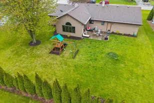 W2572 Colonial Ct, Appleton, WI 54915 - Photo 41