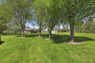 W5472 Edelweiss Court, Appleton, WI 54913 - Photo 35