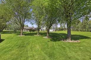 W5472 Edelweiss Ct, Appleton, WI 54913 - Photo 35