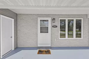 2461 Vandenbergh Pl, Green Bay, WI 54311 - Photo 3