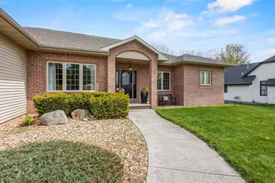 214 Brookwood Drive, Hortonville, WI 54944 - Photo 3