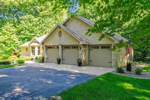 4146 Don Cir, New Franken, WI 54229 - Photo 35