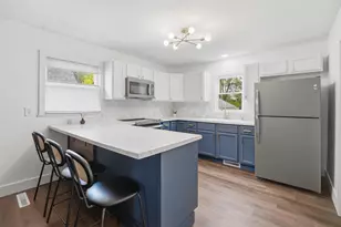 1226 Bay Shore Dr, Oshkosh, WI 54901 - Photo 15