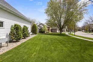 4240 N Wedgewood Dr, Appleton, WI 54911 - Photo 57