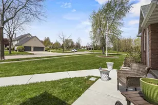 4240 N Wedgewood Dr, Appleton, WI 54911 - Photo 51