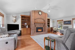 1734 O'Hearn Ln, De Pere, WI 54115 - Photo 9