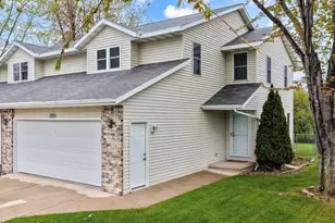 1781 Briarwood Ct, De Pere, WI 54115 - Photo 33