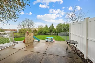 1781 Briarwood Court, De Pere, WI 54115 - Photo 35