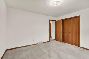 N8033 Lake Breeze Dr, Sherwood, WI 54169 - Photo 17