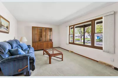 560 Thomas Street, Fond du Lac, WI 54935 - Photo 3