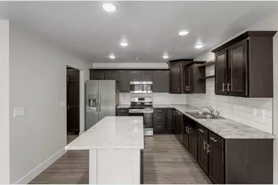 228 Jackson Street, Green Bay, WI 54301 - Photo 11